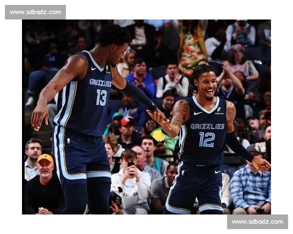 群雄逐鹿！51 分封神压文班，里夫斯锁定 NBA 日最佳